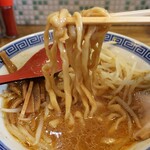 拉麺アイオイ - もちっとした太麺。