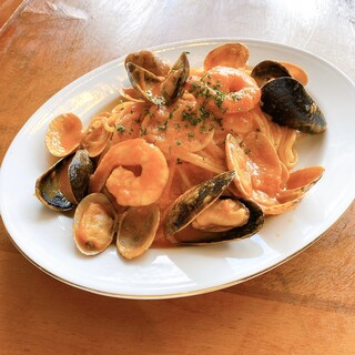 Italian Cuisine representative pasta is also available ◎ "Pescatore", a must-try for seafood lovers, is popular