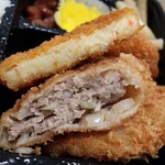 近江屋 - ・「コロッケメンチ弁当(¥550)」の揚げ物アップ。