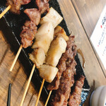 もつ焼き酒場　豚坊 - 