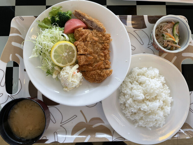 閉店】レストラン グリーンウッド - 馬立/レストラン | 食べログ