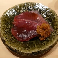 すが弥 - 鰹 山わさびをたっぷり乗せて