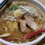 麺屋 海猫 - 料理写真:味噌