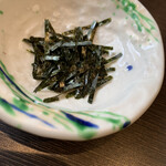 うな一 - 薬味の海苔  海苔ってうなぎに合うんですね〜新発見