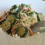 ボーノ - ズッキーニとベーコンのペペロンチーノ