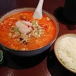 胡椒饅頭PAOPAO - サンラーこしょう麺、小ライス