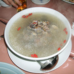 老広東 - コース料理（アサリのスープ）（２００９年５月）