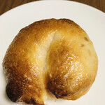 ベルパン - いちじくのパン   ￥280なり