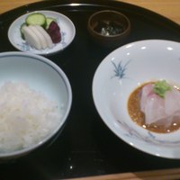 まき村 - 例の鯛ね　御飯は新潟魚沼か
