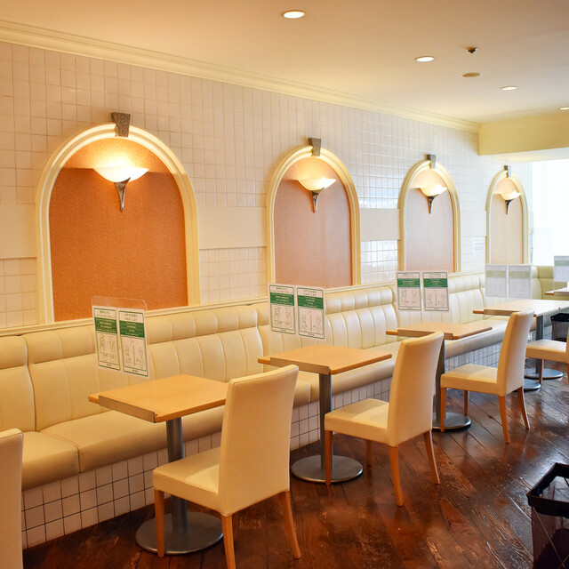 colombin Keio Shinjuku Salon photo 4