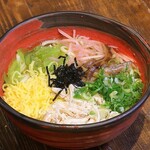 Warayaki Teppanyaki Iyasaka - 〆にさらさらイケるオリジナル鶏麺です