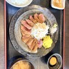 牛かつも食べれるお店まる勝