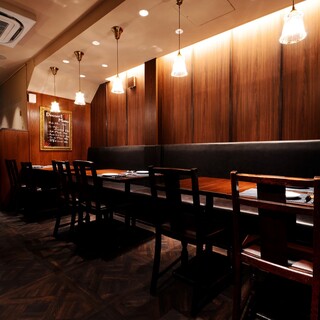 テーブルでのご案内