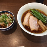 鶏そば ふじ田 - 鶏そば、チャーシュー丼