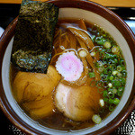 東京Ｗスープ醤油らぅめん（６５０円）