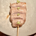 オオクサ - 本日一番の衝撃　大和肉鶏のささみさび焼きです　ささみとは思えない肉の味の濃さが楽しめます