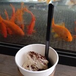 ケーコーヒー - 金魚とコーヒーソフト