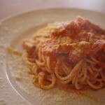 Spaghetti all'amatriciana with pancetta and onion tomato sauce