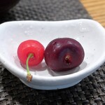 ぼちぼち - サクランボ２種