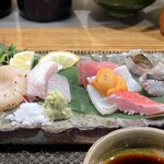 ぼちぼち - 天然鮮魚のお造り盛り合わせ