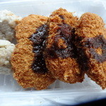 辻肉店 - 蒸し立てジャンボ焼売（１個５０円）と３種の揚げ立てコロッケ