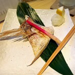 Tadashii Bangohan Haku - 鯛のカマ焼き
