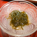 富小路 やま岸 - 鮎の塩焼き もずく酢