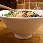 Tori Pota Ramen Sanku - どんぶり