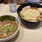 アンダーグラウンド ラーメン 頑者 - 