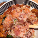 日本橋海鮮丼 つじ半 - 