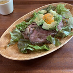 山小屋カフェ クラカケ - ローストビーフ丼
