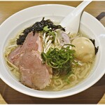 東京ひつじ食堂 - 白ひつじ塩そば+煮たまご 980+100円