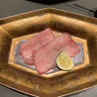 焼肉 展 - 