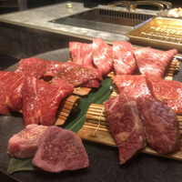 西麻布 焼肉 X - 