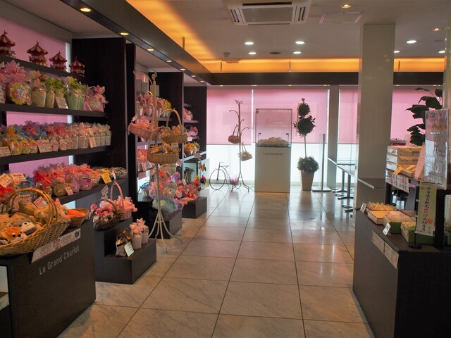 Le Grand Chariot Hon Ten photo 5