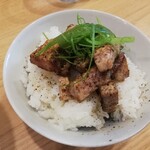 らーめんMAIKAGURA - 本日の肉ご飯　350円