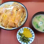 吉倉食堂 - 福島市屈指の煮込みカツ丼