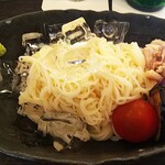 風凛/TABELBA - そーめんは温製と冷製が有って、茄子の素揚げと蒸し鶏がトッピングされます。