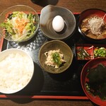 十勝暖欒酒場 かっさい - 牛すじ煮込み御膳 900円(税込)
