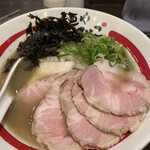 麺や でこ - 特製追い煮干しそば1200円