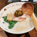 Noodle Works - 泡らぅめん790円