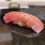 鮨みやもと - マグロ中トロ