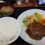 ふいるど - ハンバーグカレーソースがけ定食　日替わり680円