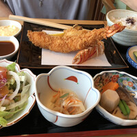 活伊勢海老料理 中納言 神戸三宮本店 - 