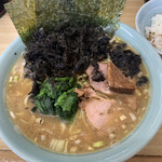 ラーメン 奥津家 - 