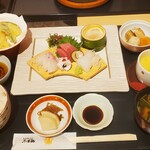 しゃぶしゃぶ・日本料理 木曽路 - 刺身定食