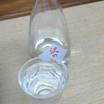 そば処 丸富 - 日本酒冷450円沢の鶴です。
