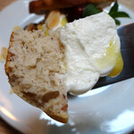 クルミドコーヒー - クルミドケーキクリーム チェリー