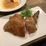 Chuukadainingu Ichizuisshin - 豉油鶏はレア目でつまみっぽい仕様