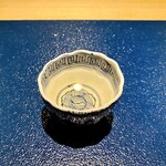 日本料理FUJI - ③出汁〜地元の独特な「手火山式」という製法で作られた貴重な鰹節。なんとお客様の若いカップルに地元の鰹節屋さんにお勤めの方がおられ、親切に事細かくご説明して頂きます。